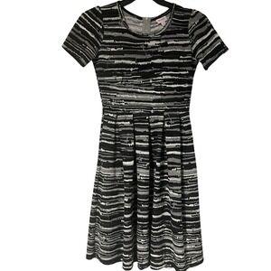 LuLaRoe‎ Black and Gray Patterned Knee Length Dress, Women's Size Small